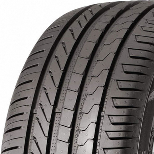 Cooper Zeon CS8 205/45 R 16 83W